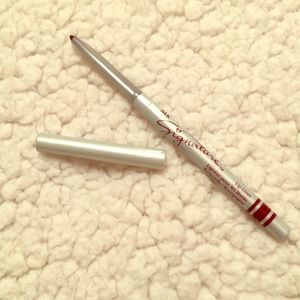 Mary Kay Signature Lip Liner